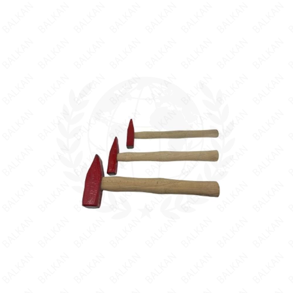 ÇEKİÇ 1500GR AĞAÇ SAPLI